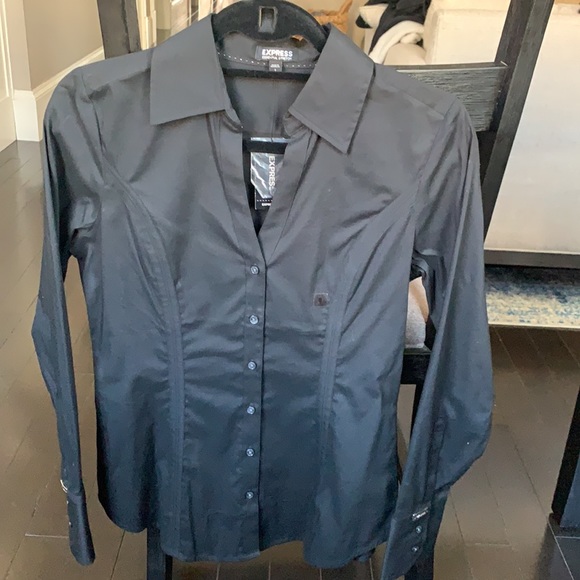 Express Tops - NWT Express Essential Fitted Dress Shirt Black